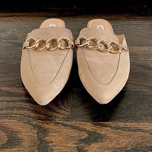 Steve Madden Women’s flat size 6